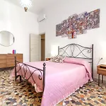 Lägenhet Domus Mazzini In Centro By Tuscanywego *
